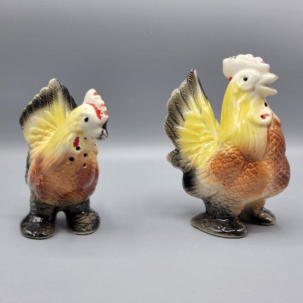 Vintage Rooster & Hen Ceramic Salt & Pepper Shakers Hand Painted Japan Farmhouse